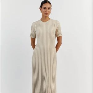 DISSH ADA STONE SHORT SLEEVE MIDI DRESS